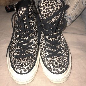 WORN ONCE Chuck Taylor Cheetah Hair Converse